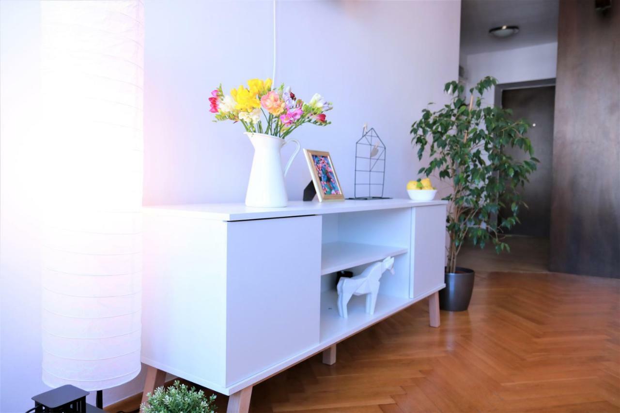 Cozy And Great Location By Cooee Apartments Varsovia Exterior foto